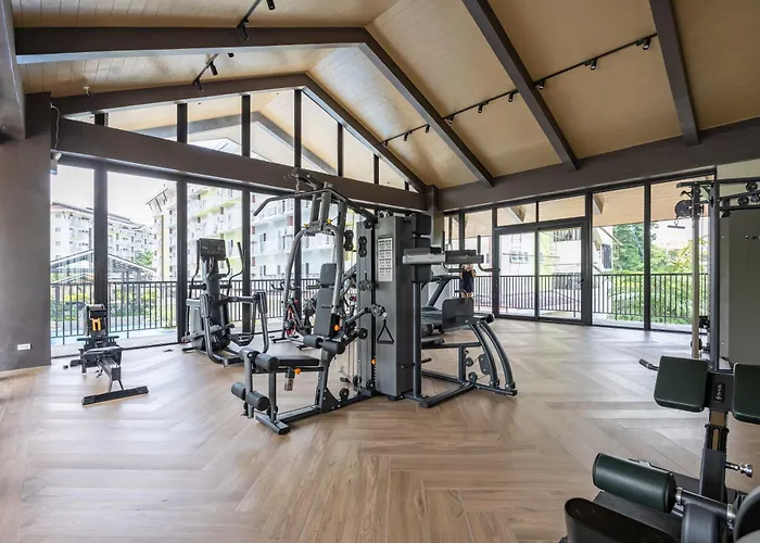 617a Condotel Near Airport &mall With Pool,gym,netflix アパート