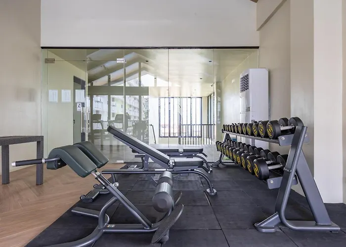 617a Condotel Near Airport &mall With Pool,gym,netflix アパート